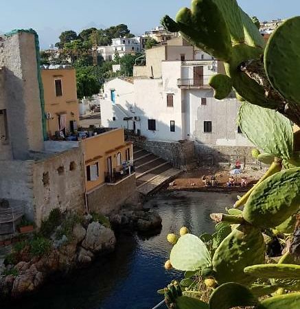 La Caletta Bed and Breakfast Santa Flavia Buitenkant foto