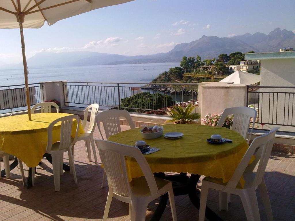 La Caletta Bed and Breakfast Santa Flavia Buitenkant foto