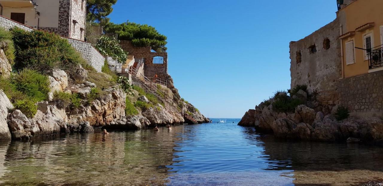 La Caletta Bed and Breakfast Santa Flavia Buitenkant foto